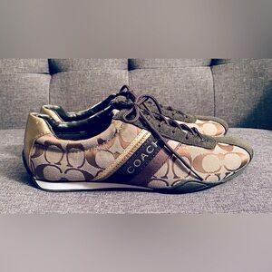 Coach Jayme Signature C Brown Canvas/Gold Ladies Shoes